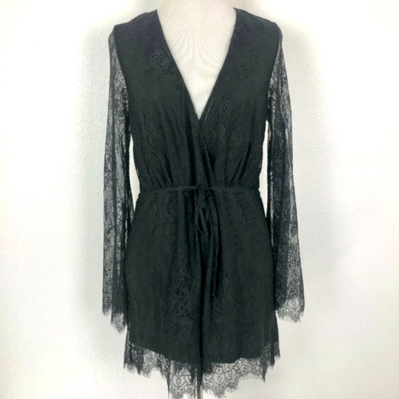 Meshki Womens Mirabelle Black Lace Playsuit size XS - Picture 3 of 9